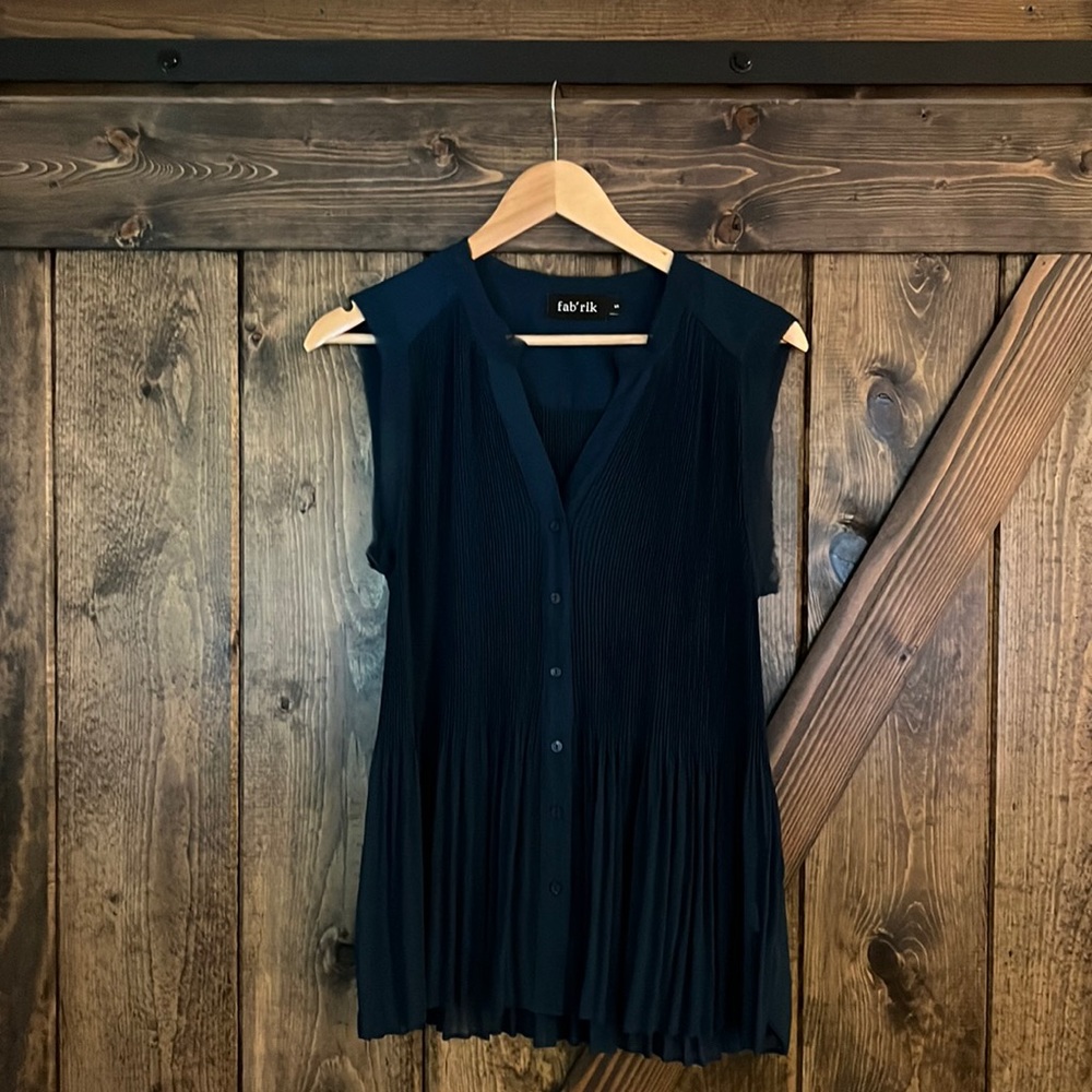 Fab’rik Pleated Blouse